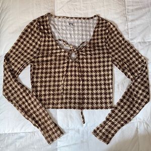 PacSun Womens Long Sleeve Crop Top with Adjustable Neckline, Size Medium